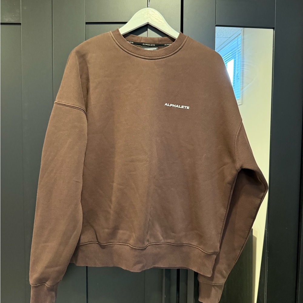 Alphalete Women's Brown Crewneck Sweater